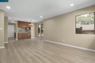 Photo #4: 41021215 Listing