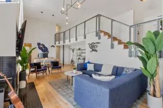 Photo #1: 41021224 Listing 