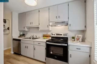 Photo #4: 41021231 Listing