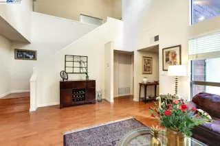 Photo #6: 41021240 Listing