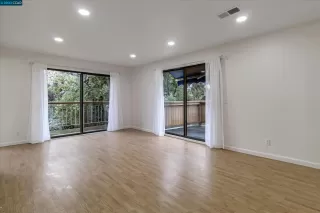 Photo #2: 41021247 Listing 