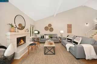 Photo #1: 41021252 Listing