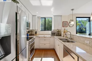 Photo #6: 41021262 Listing