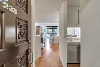 Photo #2: 41021352 Listing