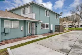 Photo #2: 41021373 Listing 