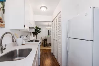 Photo #6: 41021386 Listing 