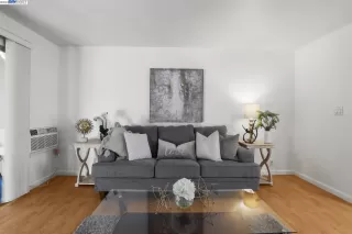 Photo #1: 41021420 Listing