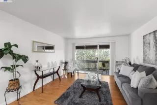 Photo #2: 41021420 Listing