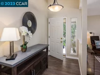 Photo #4: 41021537 Listing