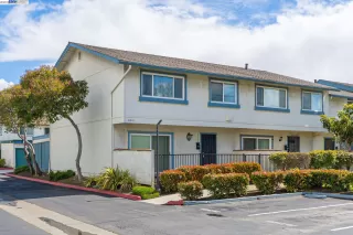 Photo #5: 41021555 Listing