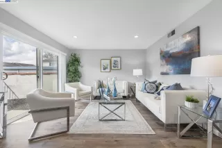 Photo #6: 41021555 Listing