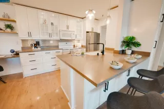 Photo #6: 41021647 Listing 