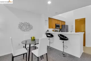 Photo #6: 41021674 Listing 