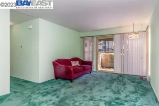 Photo #4: 41021713 Listing