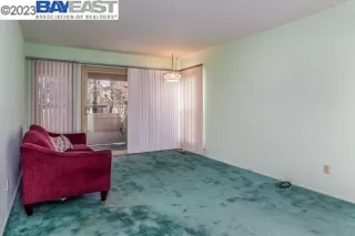 Photo #5: 41021713 Listing