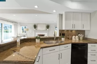 Photo #5: 41021749 Listing