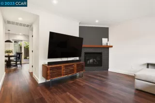 Photo #3: 41021786 Listing