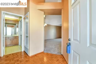 Photo #6: 41021842 Listing