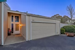 Photo #1: 41021852 Listing 