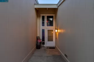 Photo #2: 41021852 Listing 