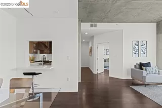 Photo #6: 41021918 Listing 