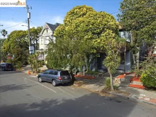 Photo #6: 41021956 Listing