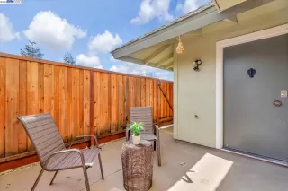 Photo #3: 41022008 Listing