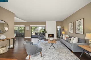 Photo #2: 41022042 Listing