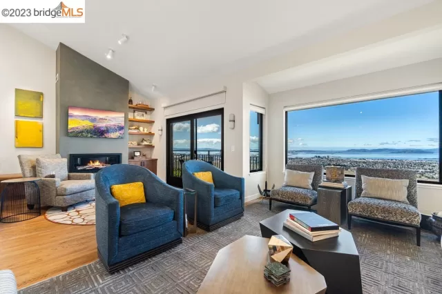 MLS: 41022144 Condo For Sale