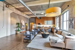 Photo #3: 41022155 Listing