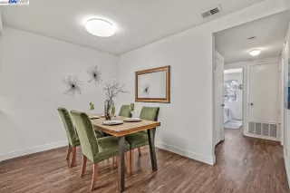 Photo #5: 41022197 Listing