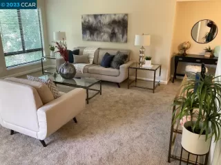 Photo #1: 41022229 Listing