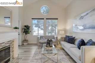 Photo #4: 41022240 Listing