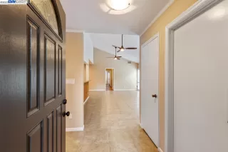 Photo #1: 41022247 Listing 