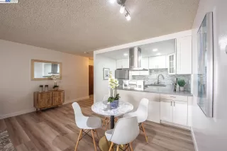 Photo #6: 41022262 Listing