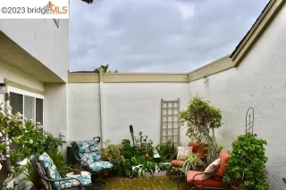 Photo #1: 41022301 Listing 