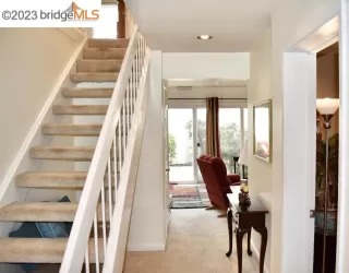 Photo #5: 41022301 Listing 