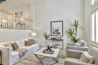 Photo #2: 41022329 Listing 