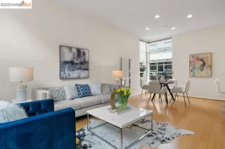 Photo #2: 41022332 Listing