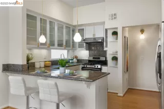 Photo #5: 41022332 Listing