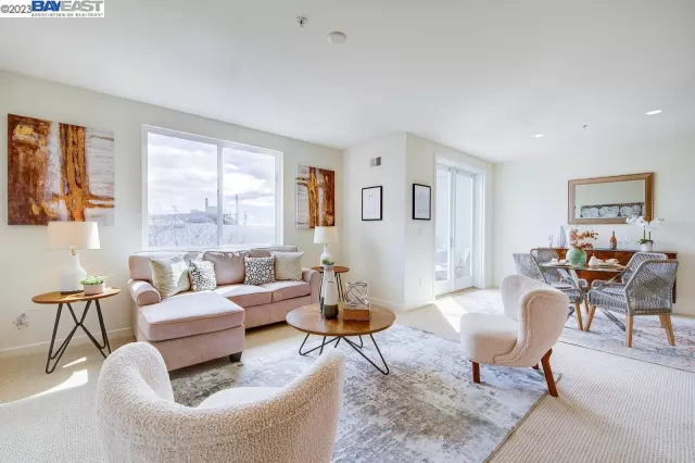 MLS: 41022349 Condo For Sale