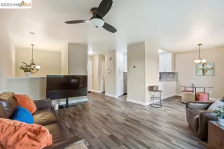 Photo #6: 41022391 Listing 