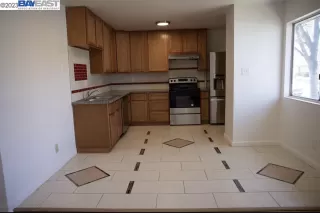 Photo #2: 41022397 Listing