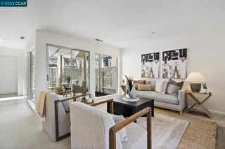 Photo #4: 41022398 Listing