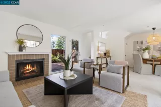 Photo #5: 41022398 Listing