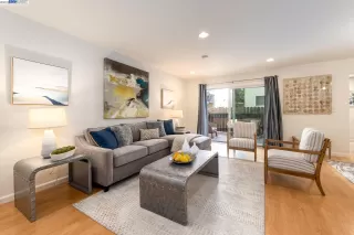 Photo #2: 41022399 Listing 