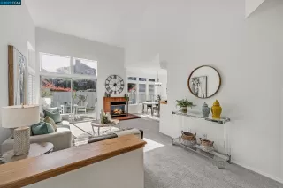 Photo #2: 41022416 Listing 