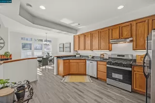 Photo #5: 41022416 Listing 