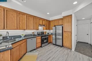 Photo #6: 41022416 Listing 