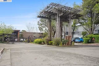 Photo #2: 41022445 Listing